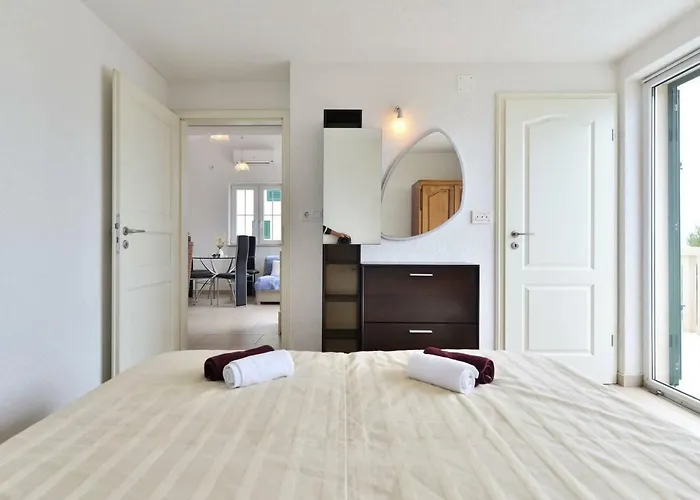 Aurea Palma 3*